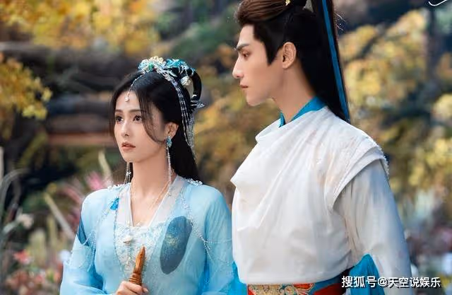 《長月燼明》看到桑酒為愛成魔後，才懂葉冰裳的自私有多精明