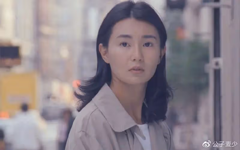 她愛過11個男人，還曾倒貼，如今穿19元地攤貨，不婚無子很快樂