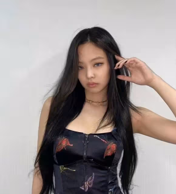 出乎意料,智秀出了solo後,意難平的居然是jennie粉絲