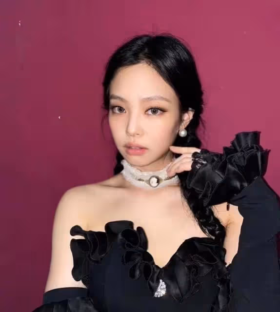 出乎意料,智秀出了solo後,意難平的居然是jennie粉絲