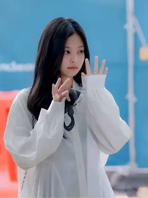 出乎意料,智秀出了solo後,意難平的居然是jennie粉絲