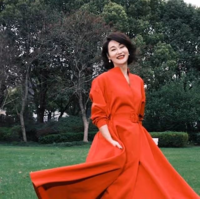 自認貪婪!港知名女星想奪金雞獎沖三金影后,網友:她夠格說這話