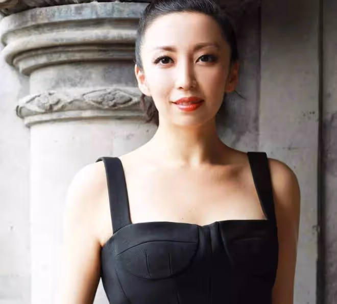 林徽因40歲曾孫女近照曝光,繼承曾祖母高顏值,名校畢業氣質出眾