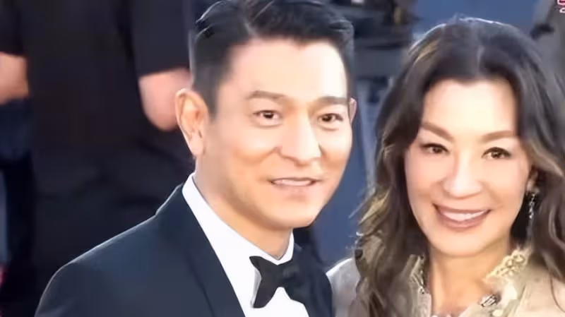 香港金像獎紅毯，楊紫瓊和劉德華同框，華仔想和楊紫瓊演愛情戲