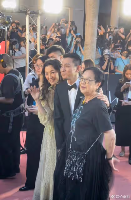 香港金像獎紅毯,楊紫瓊和劉德華同框,華仔想和楊紫瓊演愛情戲