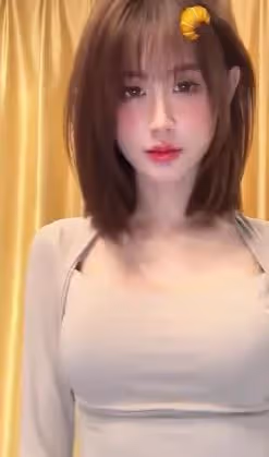 直播洗澡?女主播電視反光,遭水友們一覽無遺,超管及時關進小黑屋!