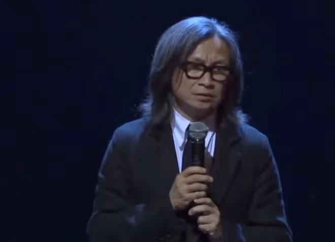 金像獎悼念去世影人，陳可辛哽咽致辭，吳耀漢坂本龍一被世人緬懷