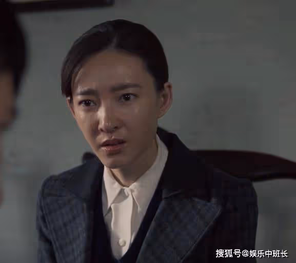 《無間》霍飛殺死閃官囚禁牧溪鶴，得知他隱藏身份後，陸風驚出冷汗