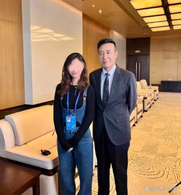 叔圈頂流2天睡2人再發酵，私生疑曬偷拍照引爭議，更多內幕被扒