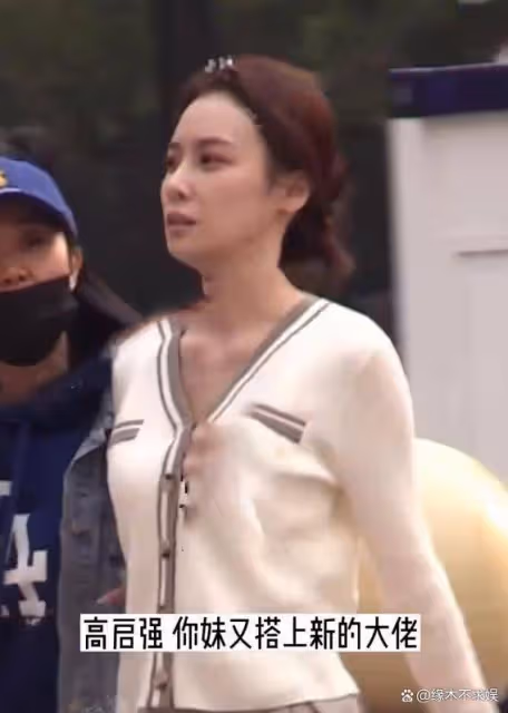 叔圈頂流2天睡2人再發酵，私生疑曬偷拍照引爭議，更多內幕被扒