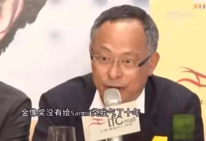 51歲鄭秀文含淚封后，陪跑23年，當紅時隱退，復出還是敢拼的港女
