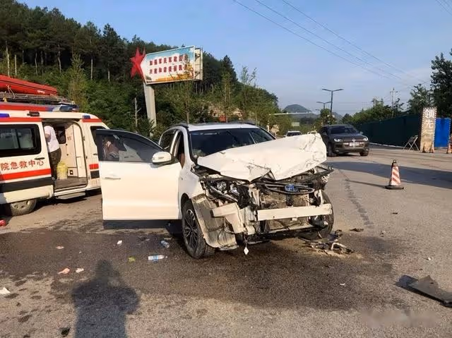 高秀敏意外猝死的真相!13年後才被何慶魁揭露:撒謊把命搭進去了