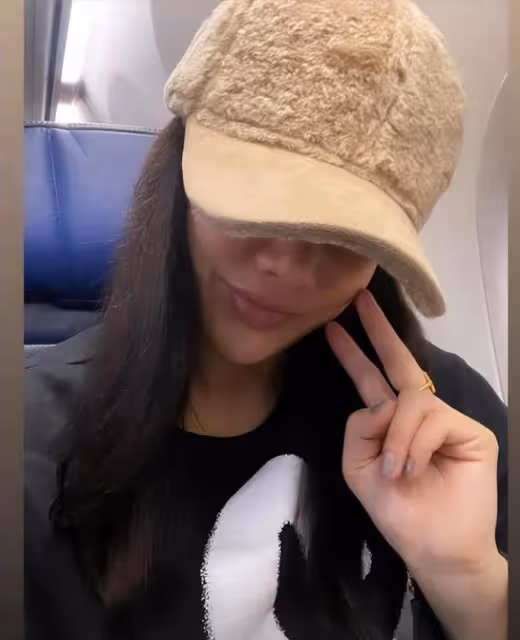 樂基兒離婚後徹底自由，恢復昔日的愛笑狀態，穿衣風格大受好評