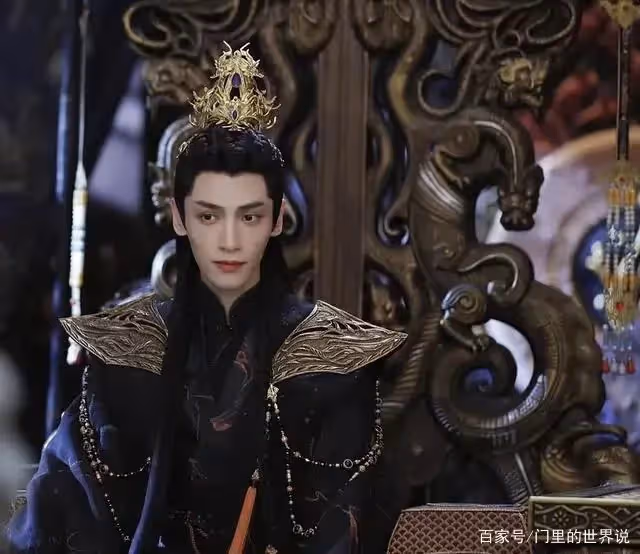 長月燼明:同樣演「邪魅」,羅雲熙、龔俊、成毅對比,差異不小