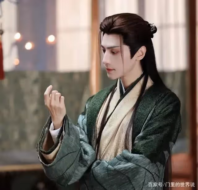 長月燼明:同樣演「邪魅」,羅雲熙、龔俊、成毅對比,差異不小