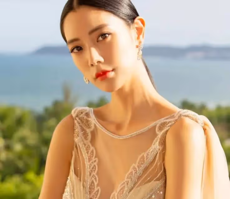 「亞洲第一美女」李成敏有多撩人？網友：當鏡頭下移時，太美了吧