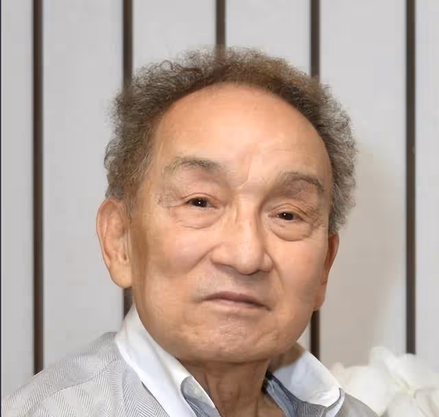 猥瑣老頭玩弄無辜美少年,深扒日本娛樂圈令人作嘔的風流韻事!
