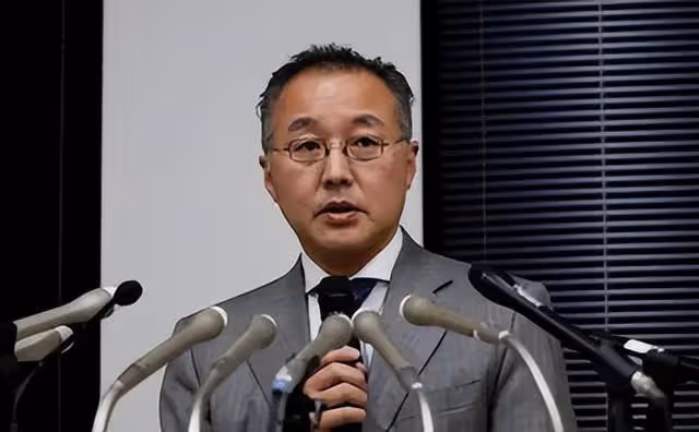 猥瑣老頭玩弄無辜美少年，深扒日本娛樂圈令人作嘔的風流韻事！