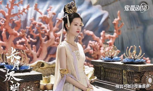 《長月燼明》葉冰裳黑心蓮真面目曝光,蕭凜自爆情絲真相,命中注定