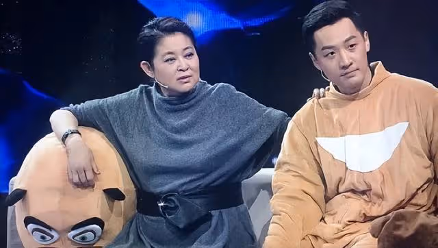 《等著我》主持人舒冬:是暖男也是北大學霸,如今愛情事業雙圓滿