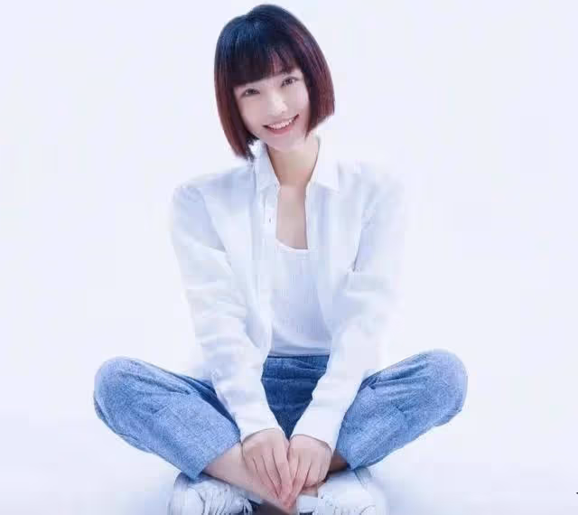 《等著我》主持人舒冬:是暖男也是北大學霸,如今愛情事業雙圓滿