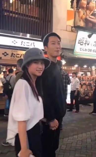 何超蓮竇驍婚禮最新細節:三房全員缺席,婚禮前曾見過男方父母
