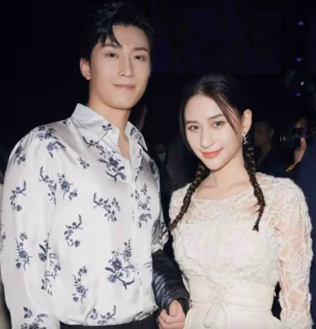 何超蓮竇驍婚禮最新細節:三房全員缺席,婚禮前曾見過男方父母