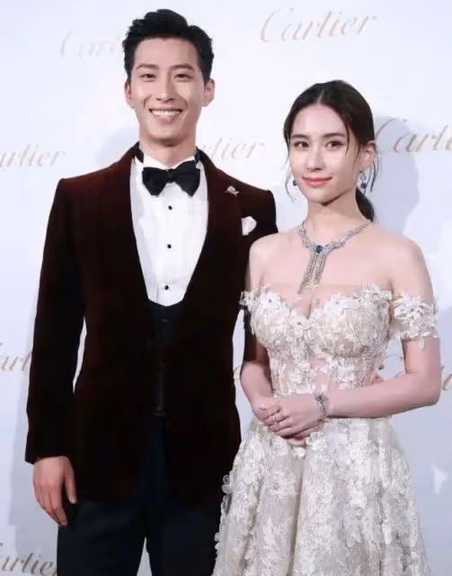 何超蓮竇驍婚禮最新細節:三房全員缺席,婚禮前曾見過男方父母