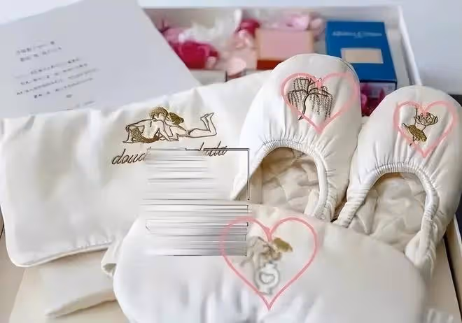 何超蓮竇驍婚禮最新細節:三房全員缺席,婚禮前曾見過男方父母