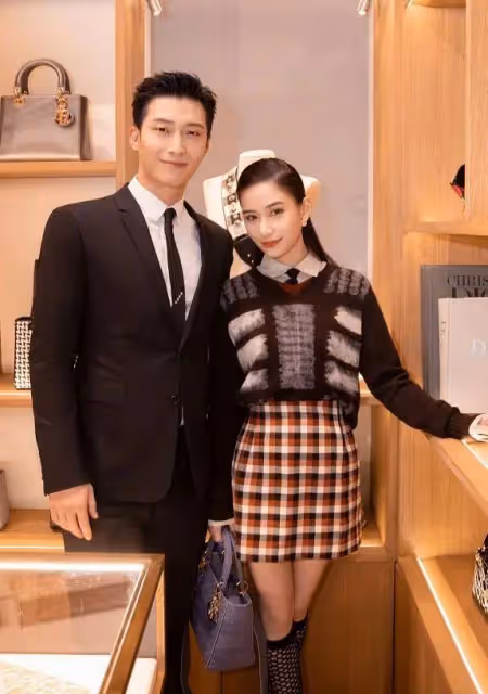 何超蓮竇驍婚禮最新細節:三房全員缺席,婚禮前曾見過男方父母