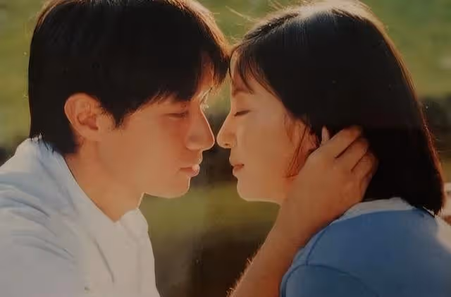 這些男星的「丑妻」一個比一個丑，卻不離不棄，網友：真愛！
