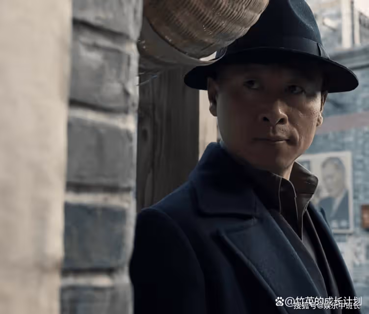 《無間》揭秘篇：在天台上暗殺花向雨的殺手，根本不是鋼琴師的人