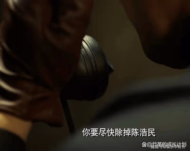《無間》揭秘篇：在天台上暗殺花向雨的殺手，根本不是鋼琴師的人