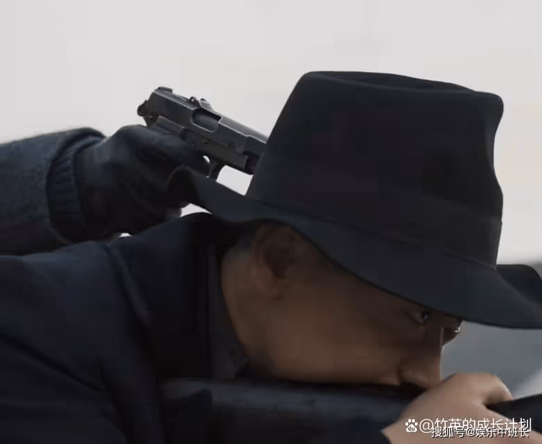 《無間》揭秘篇：在天台上暗殺花向雨的殺手，根本不是鋼琴師的人