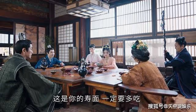 《長月燼明》3個細節證明，蘇蘇只是傀儡，澹臺燼愛上的人是葉夕霧