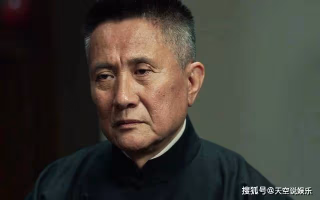 《無間》閃官到底是誰？不是板垣次仁，也不是大清肅靜王