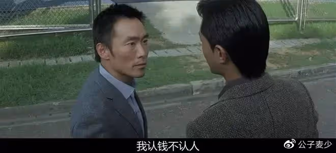 香港老戲骨定居內地！吃8元快餐接地氣，卻被小嬌妻騙走所有家產