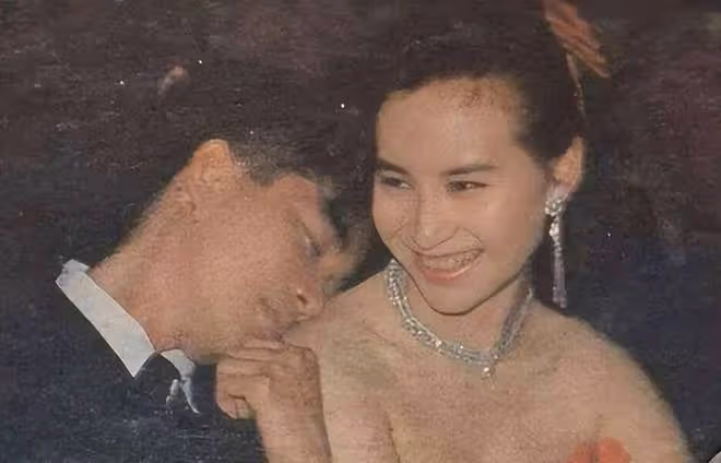 何超蓮大婚，想起當年的陳百強和何超瓊，可惜他們未能修成正果
