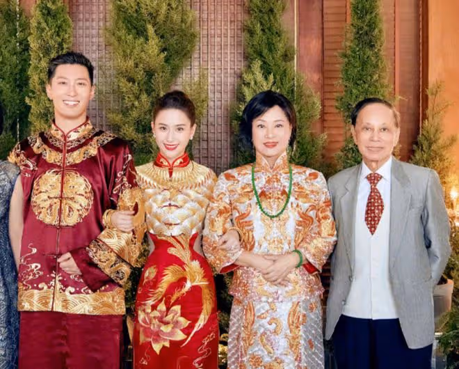 何超蓮竇驍大婚!伴娘團美艷大方,伴郎團帥氣逼人,內場布置奢華
