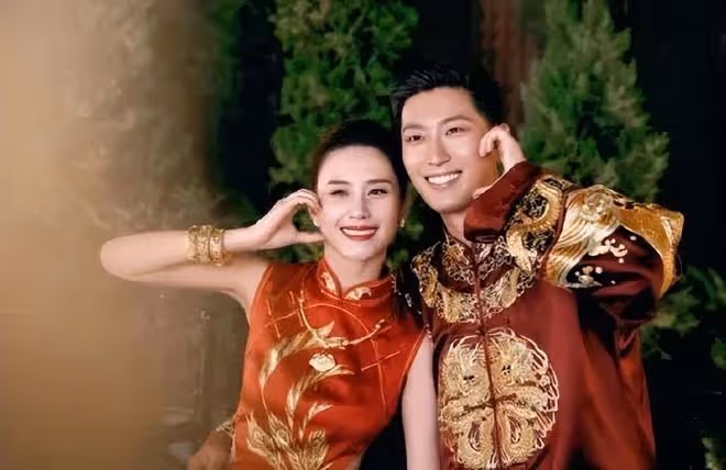 同是「嫁入」豪門，奚夢瑤竇驍待遇不同，昔日緋聞對象終成一家人