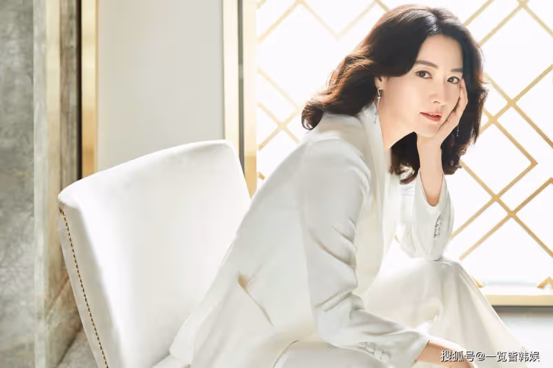 李英愛新作被業內人士誇讚 近照溫婉動人 富豪李浩永對其寵愛有加