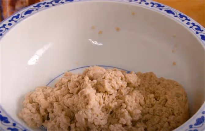 自製烤麵筋，香辣入味又筋道，半斤麵筋粉能做10多串，比買的划算
