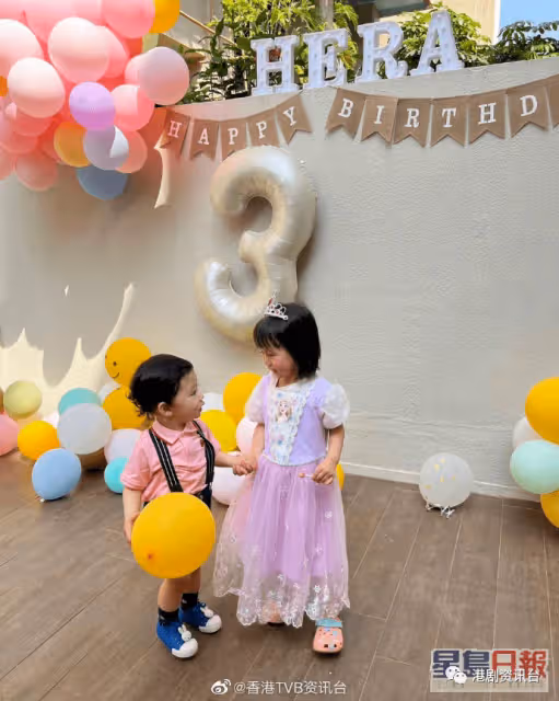 鍾嘉欣攜仔女返港送驚喜!楊茜堯羅子溢為囡囡搞3歲公主生日會