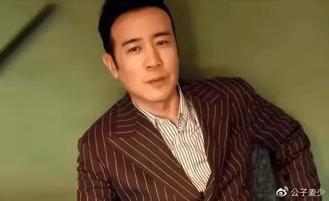 大瓜！曝叔圈男神潛《狂飆》隆妮，2天睡了2人，於和偉是否無辜？
