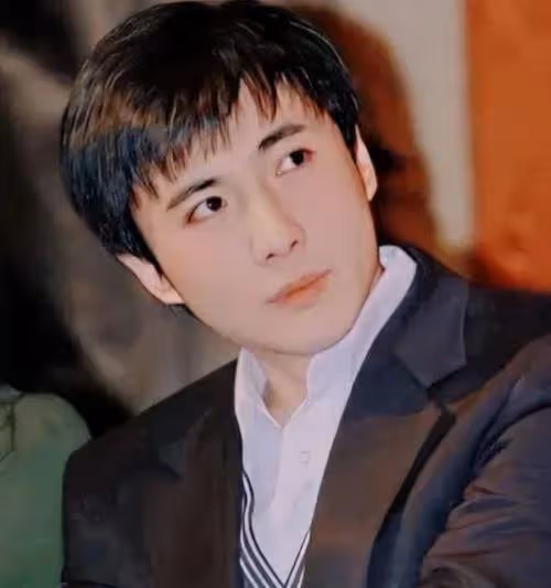 二字喜劇男星被曝多次出軌,專挑自己公司女星下手,瀕臨婚變邊緣