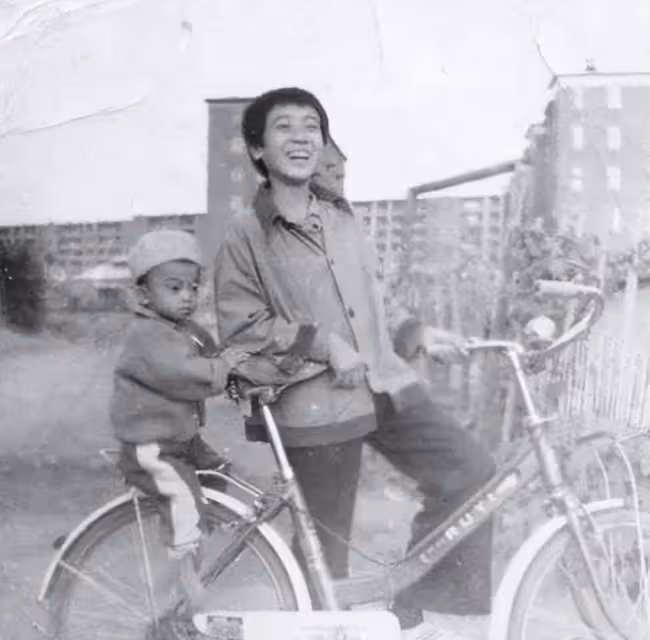 於和偉被曝「醜聞瓜」!粉絲手握視頻,疑潛規則隆妮,出軌王麗坤