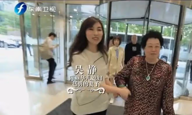 何超蓮竇驍大婚，5位鳳凰男坐不住了，有的至今沒被豪門家族認可