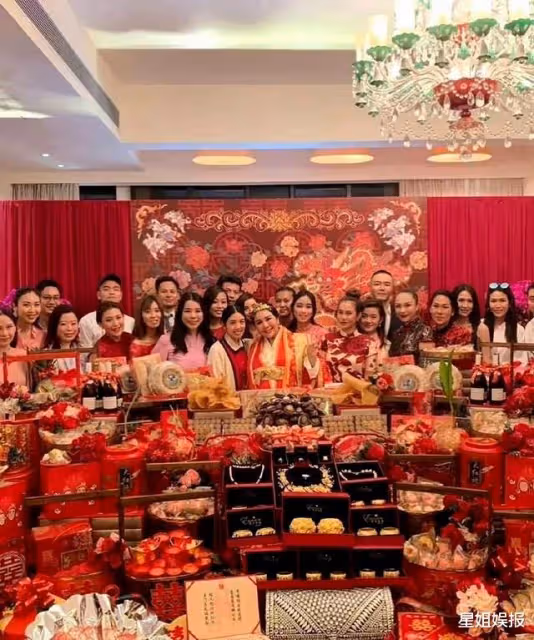 三太全家出席何超蓮婚禮!排場相對低調簡樸,被指不如兩位姐姐