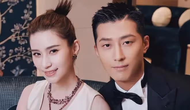 何超蓮竇驍曬婚禮照甜蜜告白彼此 穿中式禮服對拜