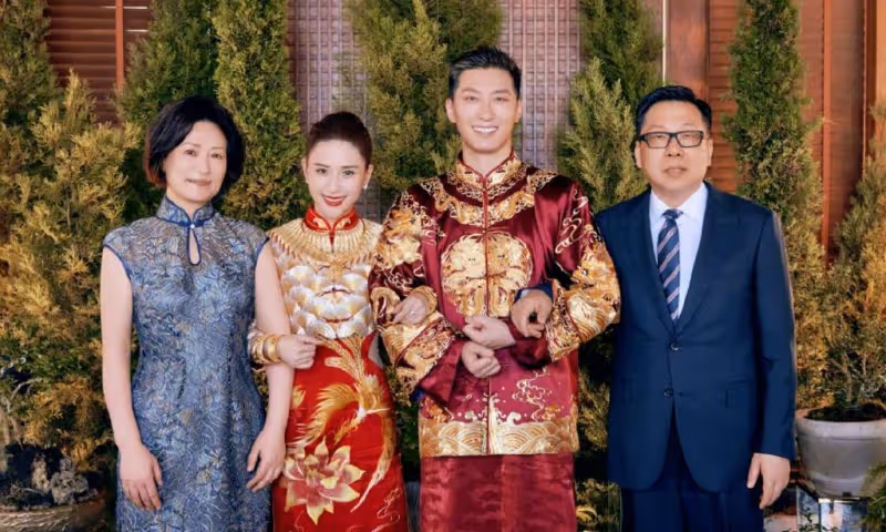 何超蓮竇驍婚禮細節,何超蓮出嫁泛淚光,竇驍:捧在手心疼愛!